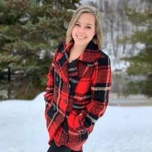 Meet your Posher, Elizabeth